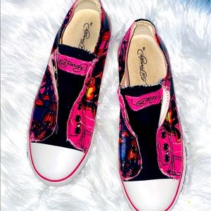 Ed Hardy woman’s no lace sneakers